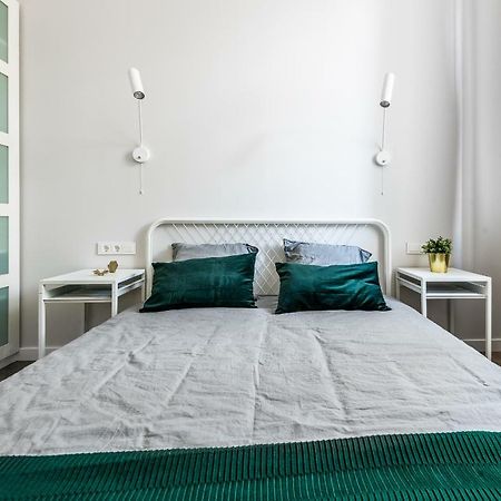 City Center Apartment By Urban Rent Вильнюс Экстерьер фото