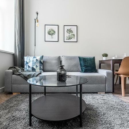 City Center Apartment By Urban Rent Вильнюс Экстерьер фото